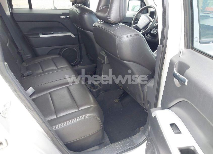 Photo 8 of 2008 Jeep Patriot SPORT (VIN 1J8FT28W18D777368)