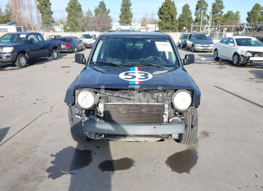 Photo 6 of 2008 Jeep Patriot SPORT (VIN 1J8FT28W28D548407)