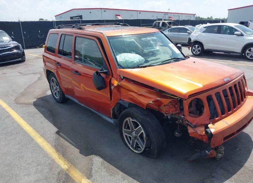 2008 Jeep Patriot SPORT (VIN 1J8FT28W28D727580) main photo
