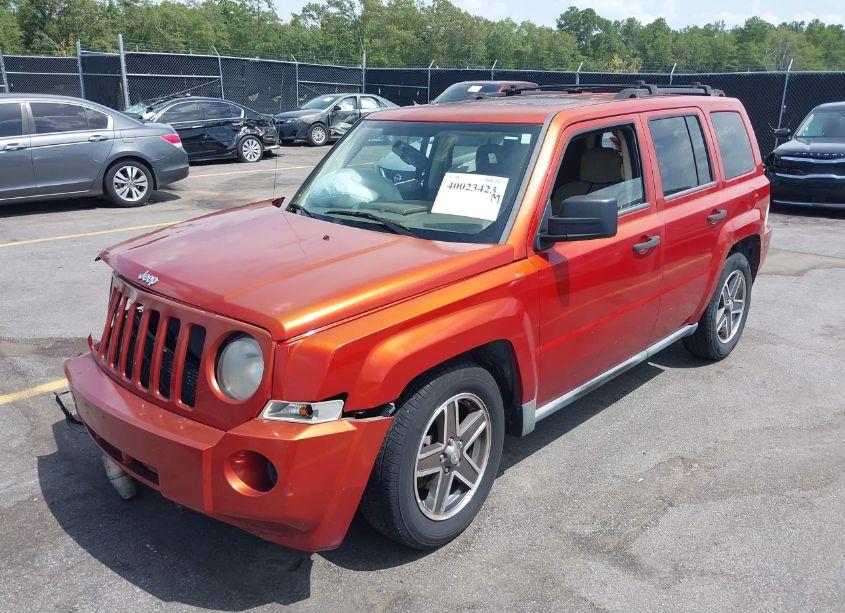 Photo 2 of 2008 Jeep Patriot SPORT (VIN 1J8FT28W28D727580)