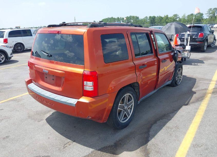 Photo 4 of 2008 Jeep Patriot SPORT (VIN 1J8FT28W28D727580)