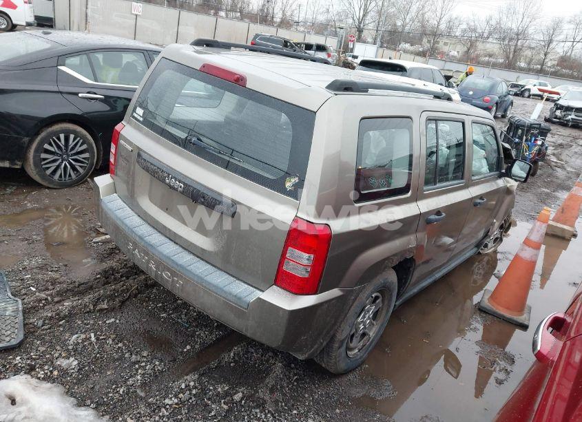 Photo 4 of 2008 Jeep Patriot SPORT (VIN 1J8FT28W28D735226)