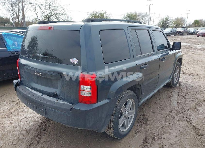 Photo 4 of 2008 Jeep Patriot SPORT (VIN 1J8FT28W38D691950)