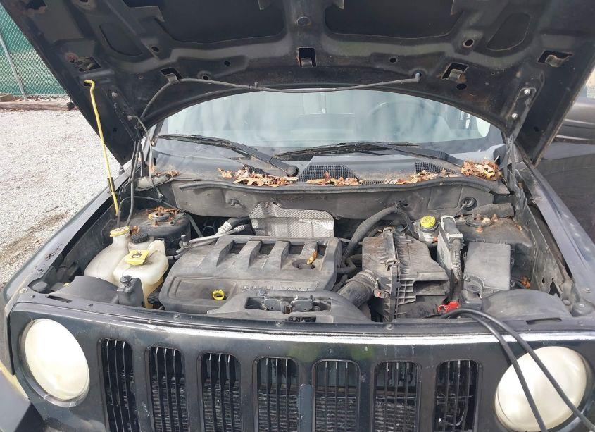 Photo 10 of 2007 Jeep Patriot SPORT (VIN 1J8FT28W47D397505)