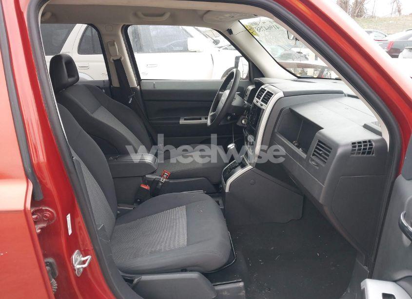 Photo 5 of 2008 Jeep Patriot SPORT (VIN 1J8FT28W58D547879)