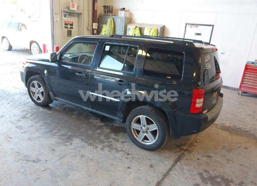Photo 3 of 2008 Jeep Patriot SPORT (VIN 1J8FT28W68D664256)