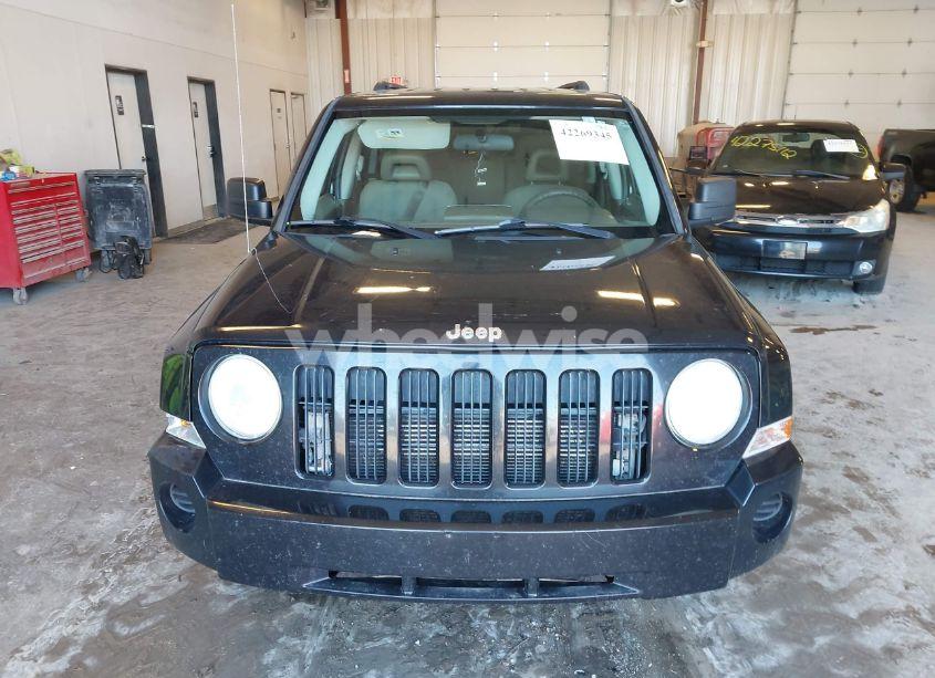 Photo 6 of 2008 Jeep Patriot SPORT (VIN 1J8FT28W68D664256)