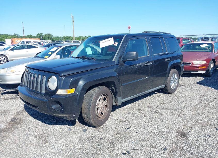 Photo 2 of 2008 Jeep Patriot SPORT (VIN 1J8FT28W68D713830)