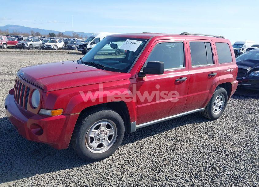 Photo 2 of 2007 Jeep Patriot SPORT (VIN 1J8FT28W77D401093)