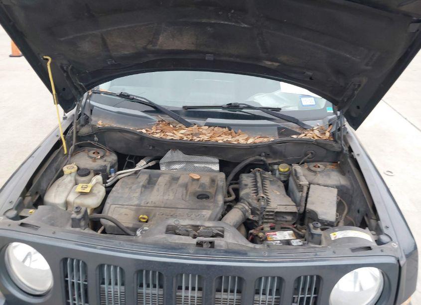 Photo 10 of 2008 Jeep Patriot SPORT (VIN 1J8FT28W88D519705)