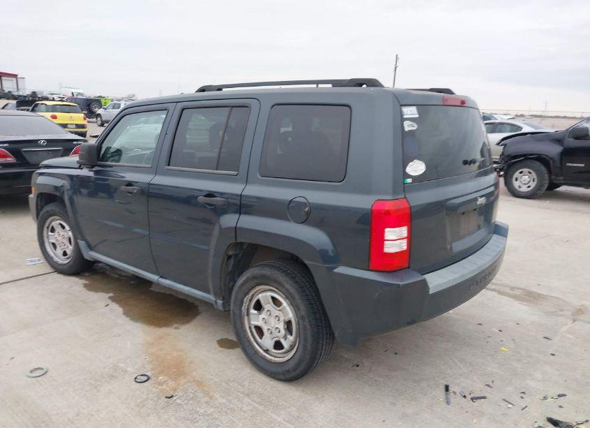 Photo 3 of 2008 Jeep Patriot SPORT (VIN 1J8FT28W88D519705)