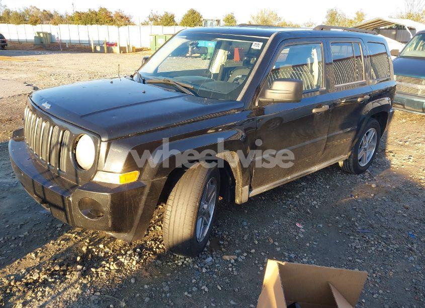 Photo 2 of 2008 Jeep Patriot SPORT (VIN 1J8FT28W88D684024)