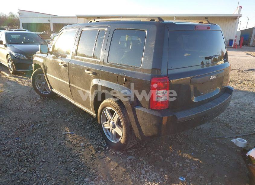 Photo 3 of 2008 Jeep Patriot SPORT (VIN 1J8FT28W88D684024)