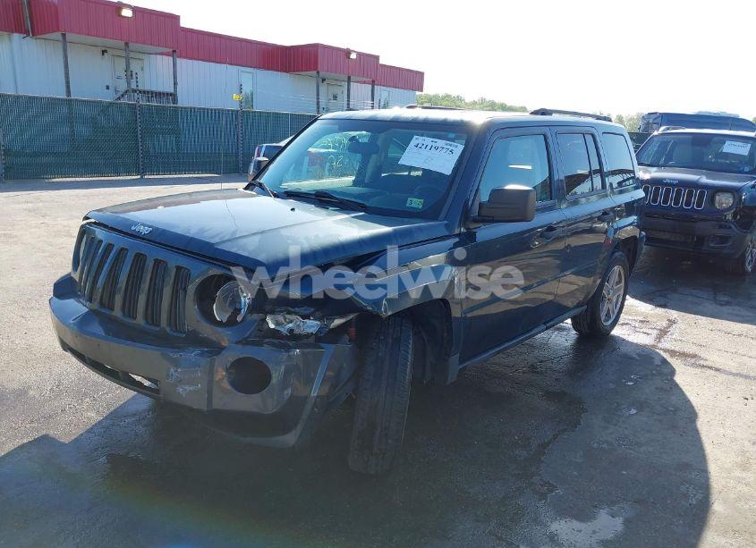 Photo 2 of 2008 Jeep Patriot SPORT (VIN 1J8FT28WX8D519480)