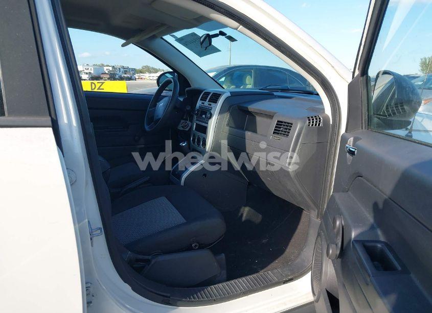 Photo 5 of 2008 Jeep Compass SPORT (VIN 1J8FT47038D744459)