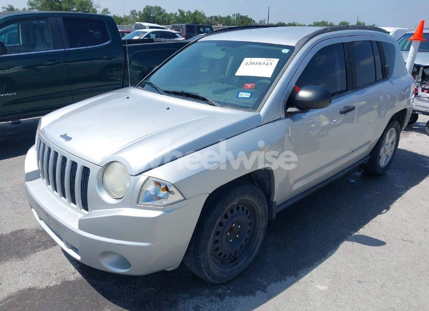 Photo 2 of 2008 Jeep Compass SPORT (VIN 1J8FT47048D767281)