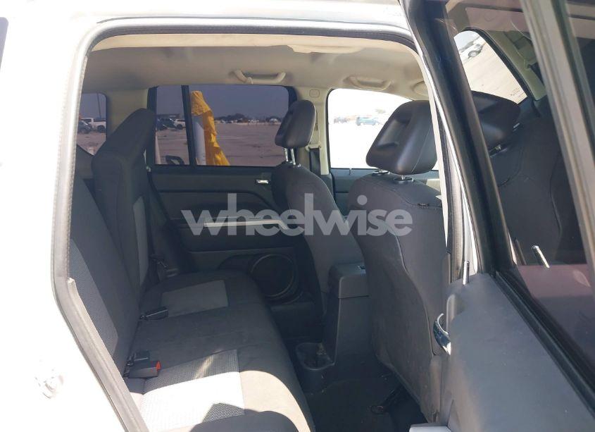 Photo 8 of 2008 Jeep Compass SPORT (VIN 1J8FT47048D767281)