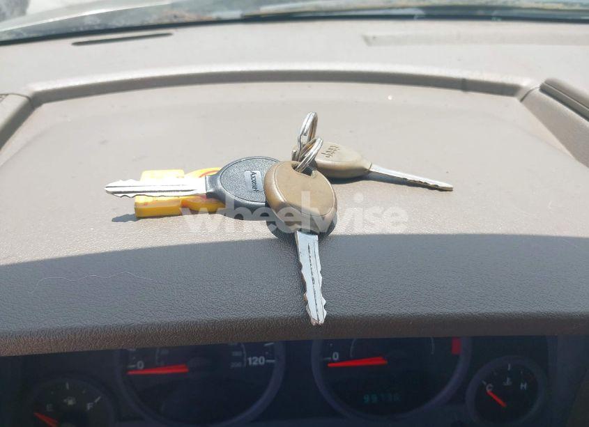 Photo 11 of 2008 Jeep Compass SPORT (VIN 1J8FT47068D593407)