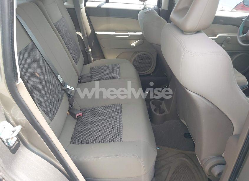 Photo 8 of 2008 Jeep Compass SPORT (VIN 1J8FT47068D593407)