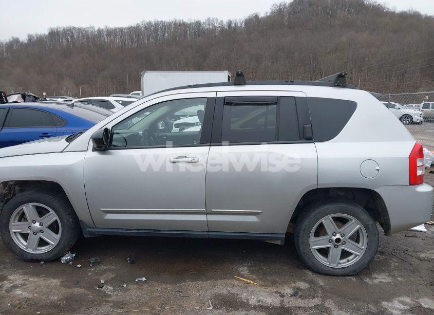 Photo 14 of 2008 Jeep Compass SPORT (VIN 1J8FT47078D755562)