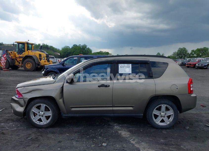Photo 14 of 2008 Jeep Compass SPORT (VIN 1J8FT47098D540488)