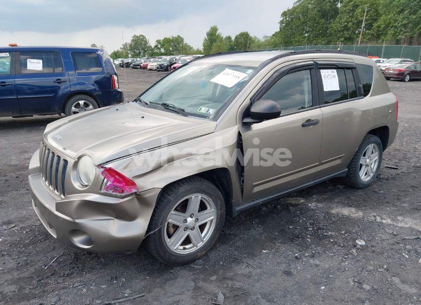 Photo 2 of 2008 Jeep Compass SPORT (VIN 1J8FT47098D540488)