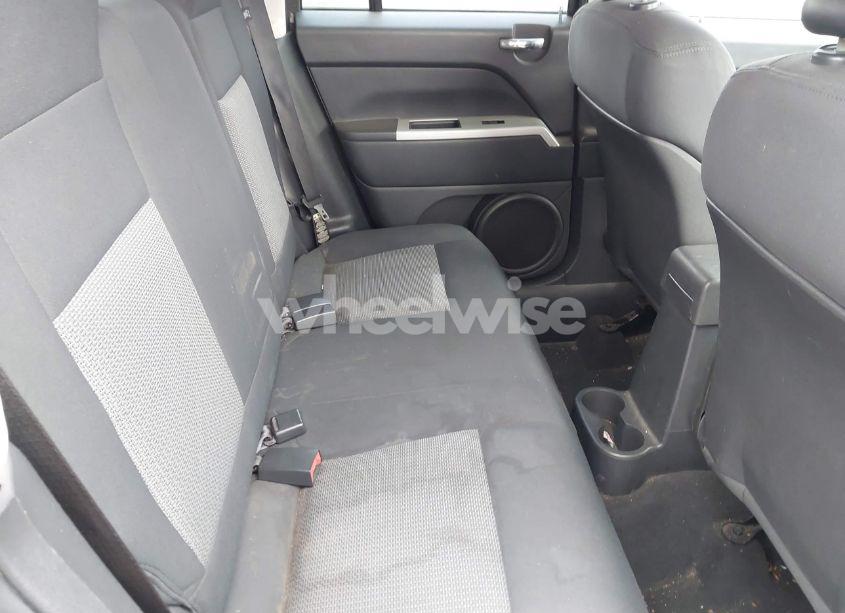 Photo 8 of 2008 Jeep Compass SPORT (VIN 1J8FT47098D540488)