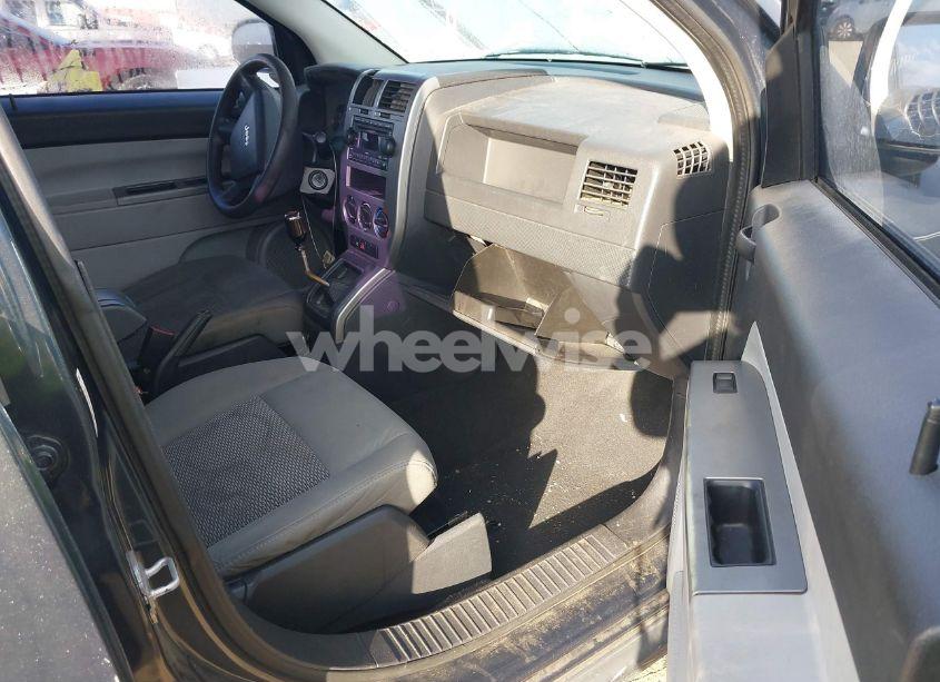 Photo 5 of 2007 Jeep Compass SPORT (VIN 1J8FT47W07D276032)