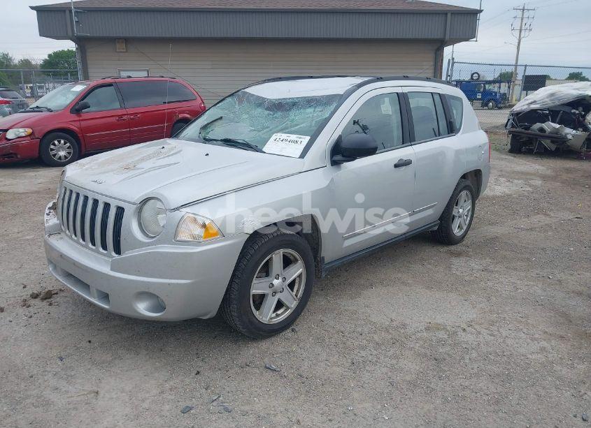 Photo 2 of 2008 Jeep Compass SPORT (VIN 1J8FT47W28D691855)