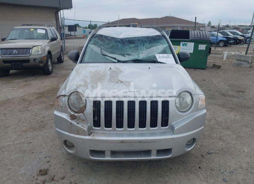 Photo 6 of 2008 Jeep Compass SPORT (VIN 1J8FT47W28D691855)