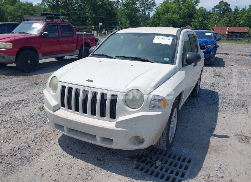 Photo 2 of 2007 Jeep Compass SPORT (VIN 1J8FT47W47D256351)