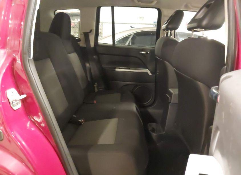 Photo 8 of 2008 Jeep Compass SPORT (VIN 1J8FT47W48D537485)