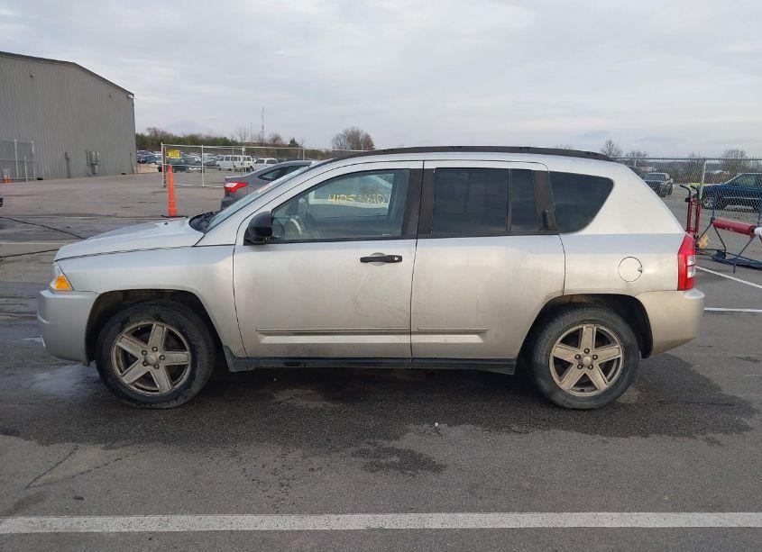 Photo 14 of 2008 Jeep Compass SPORT (VIN 1J8FT47W68D697240)