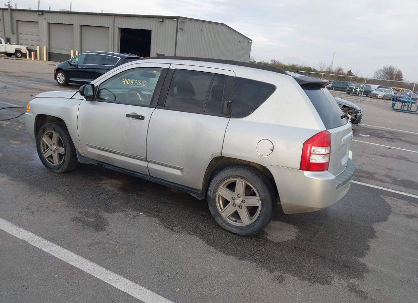 Photo 3 of 2008 Jeep Compass SPORT (VIN 1J8FT47W68D697240)