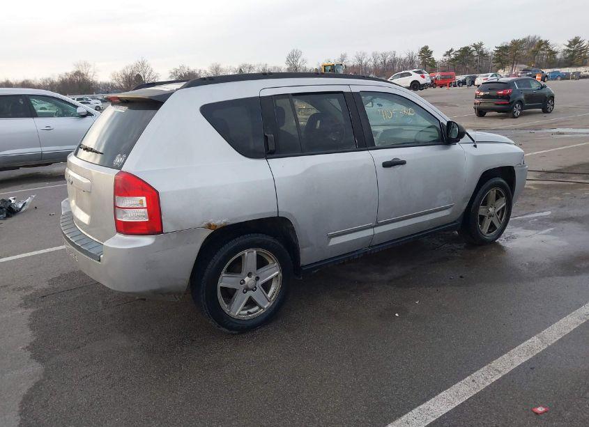 Photo 4 of 2008 Jeep Compass SPORT (VIN 1J8FT47W68D697240)