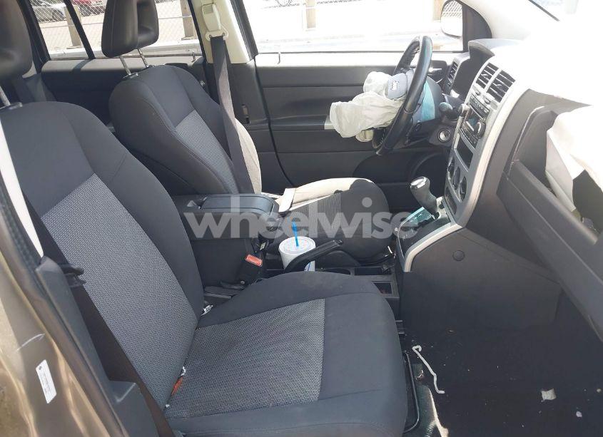 Photo 5 of 2008 Jeep Compass SPORT (VIN 1J8FT47W98D707937)