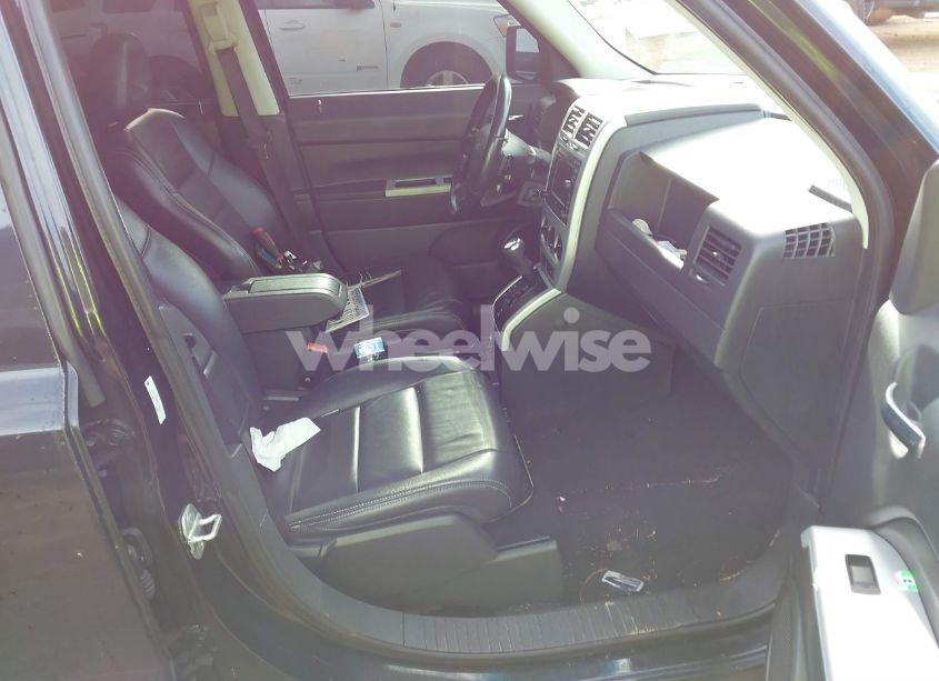 Photo 5 of 2008 Jeep Patriot LIMITED (VIN 1J8FT48W38D731861)