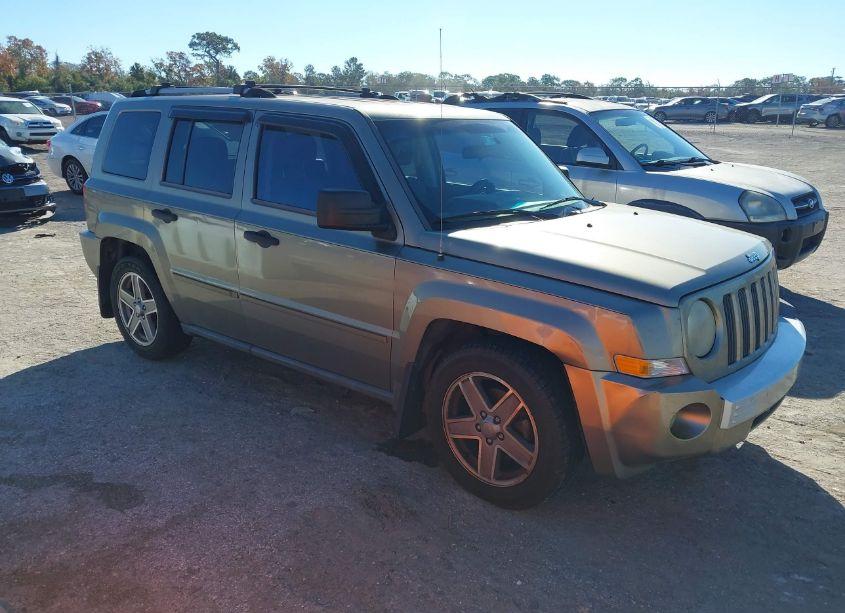 2007 Jeep Patriot LIMITED (VIN 1J8FT48W57D295917) main photo