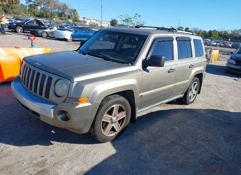 Photo 2 of 2007 Jeep Patriot LIMITED (VIN 1J8FT48W57D295917)