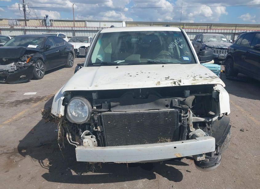 Photo 12 of 2008 Jeep Patriot LIMITED (VIN 1J8FT48W68D711619)