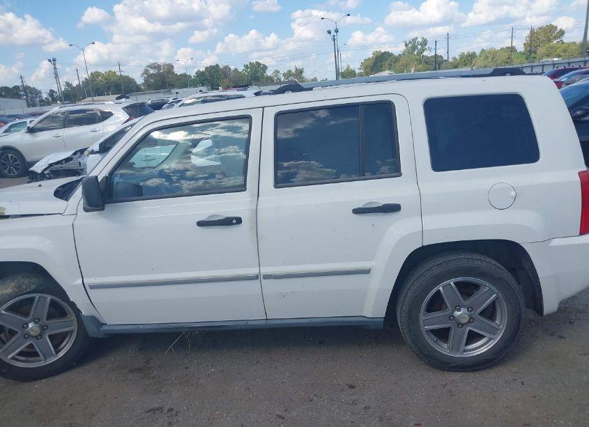Photo 14 of 2008 Jeep Patriot LIMITED (VIN 1J8FT48W68D711619)