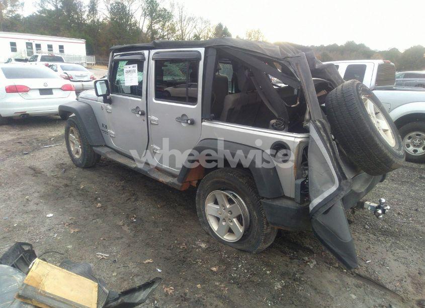 Photo 3 of 2008 Jeep Wrangler UNLIMITED X (VIN 1J8GA39128L622286)