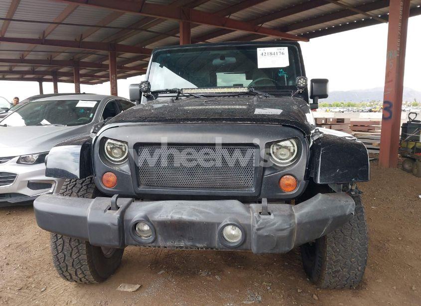 Photo 6 of 2008 Jeep Wrangler UNLIMITED SAHARA (VIN 1J8GA59128L542384)