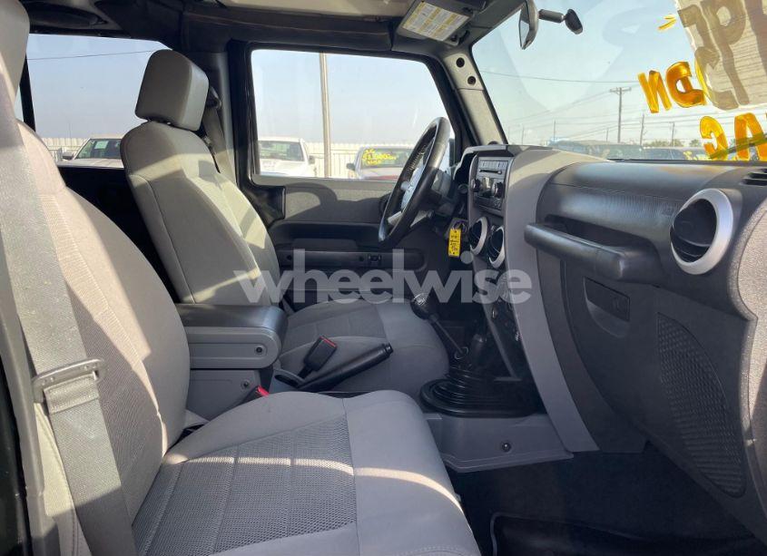 Photo 5 of 2008 Jeep Wrangler UNLIMITED SAHARA (VIN 1J8GA59148L530995)