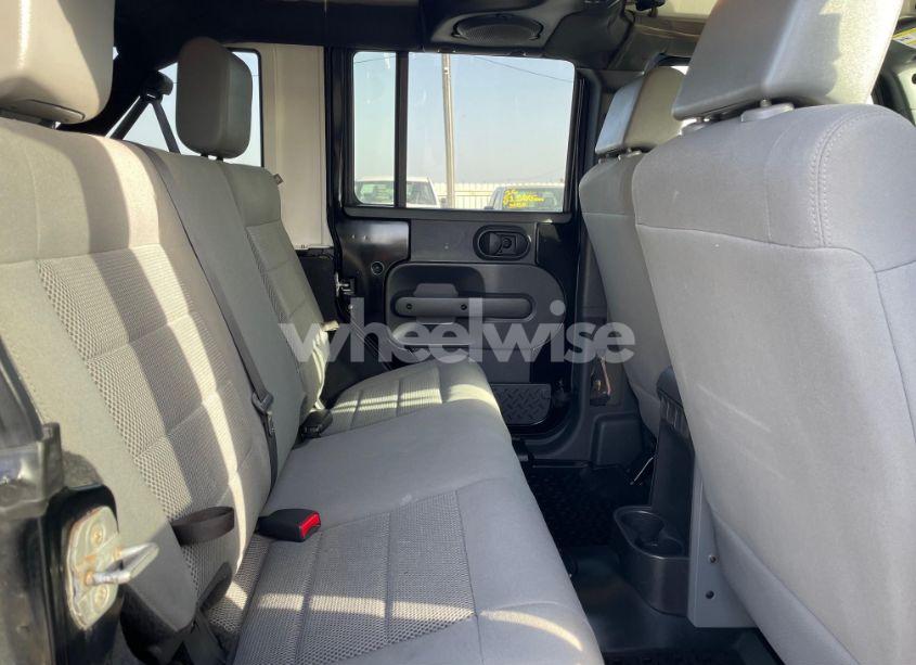 Photo 8 of 2008 Jeep Wrangler UNLIMITED SAHARA (VIN 1J8GA59148L530995)