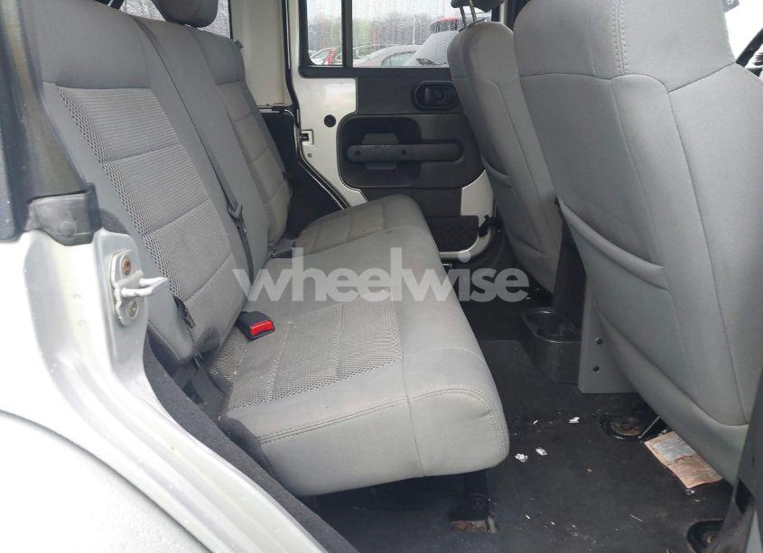 Photo 8 of 2009 Jeep Wrangler UNLIMITED SAHARA (VIN 1J8GA59149L755757)