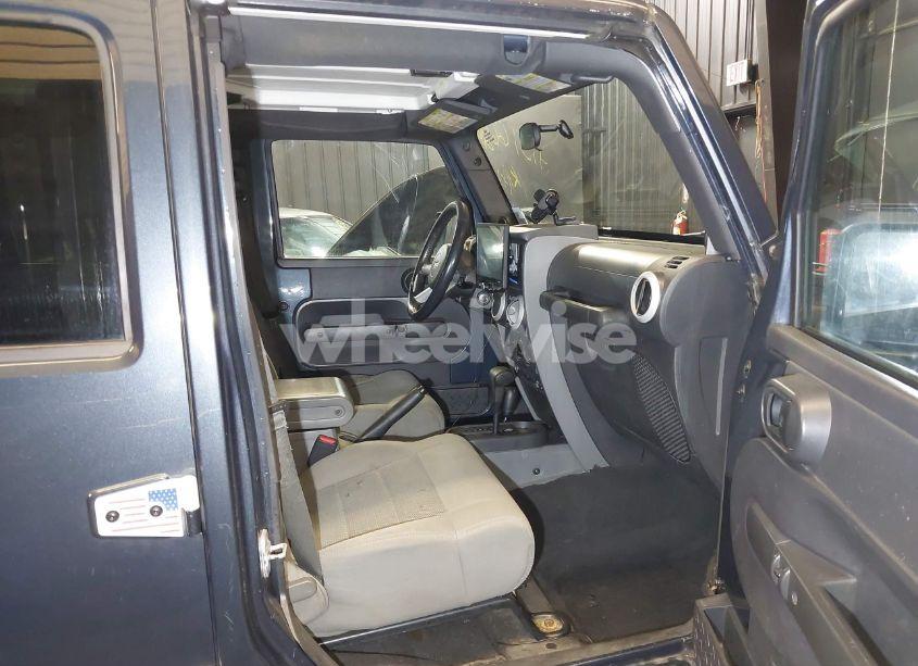 Photo 5 of 2008 Jeep Wrangler UNLIMITED SAHARA (VIN 1J8GA59168L549855)