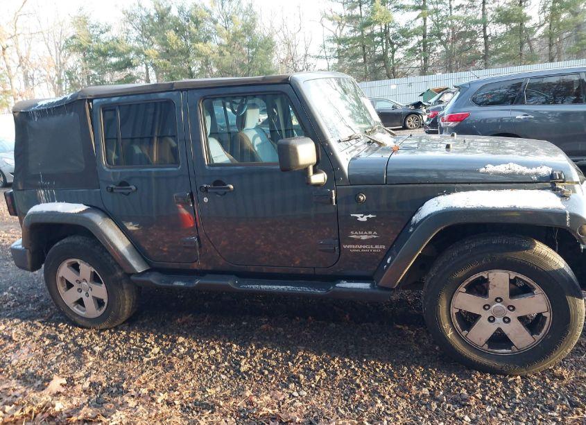 Photo 13 of 2007 Jeep Wrangler UNLIMITED SAHARA (VIN 1J8GA59187L212764)