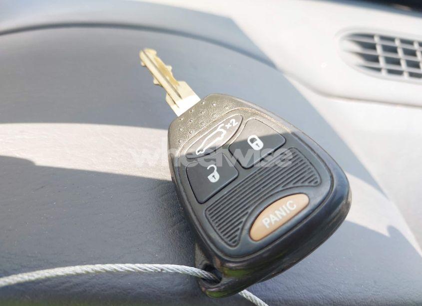 Photo 11 of 2005 Jeep Liberty RENEGADE (VIN 1J8GK38K15W502948)