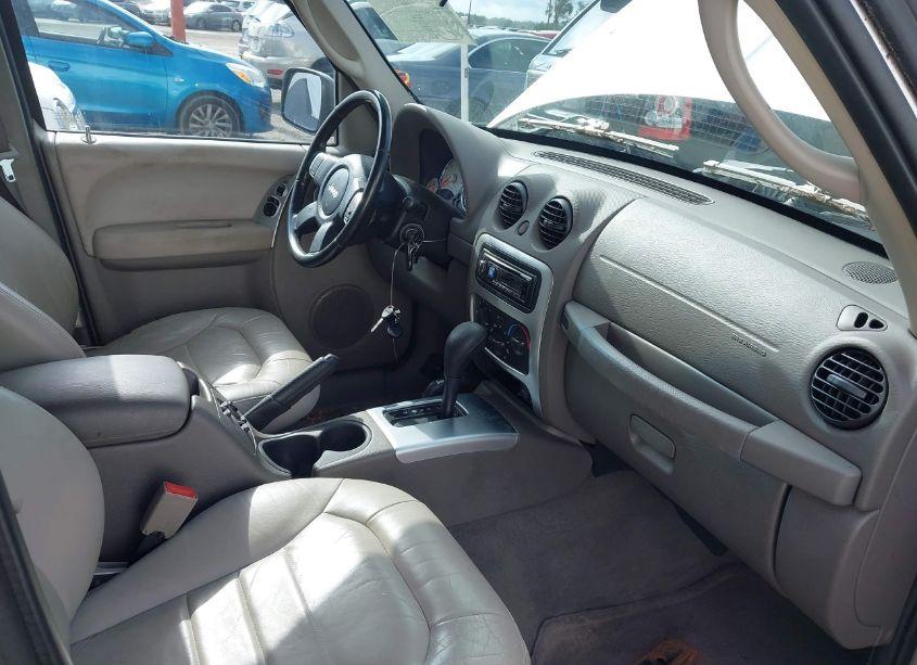 Photo 5 of 2004 Jeep Liberty RENEGADE (VIN 1J8GL38K54W274366)